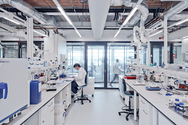 Geneesmiddelen laboratorium-1